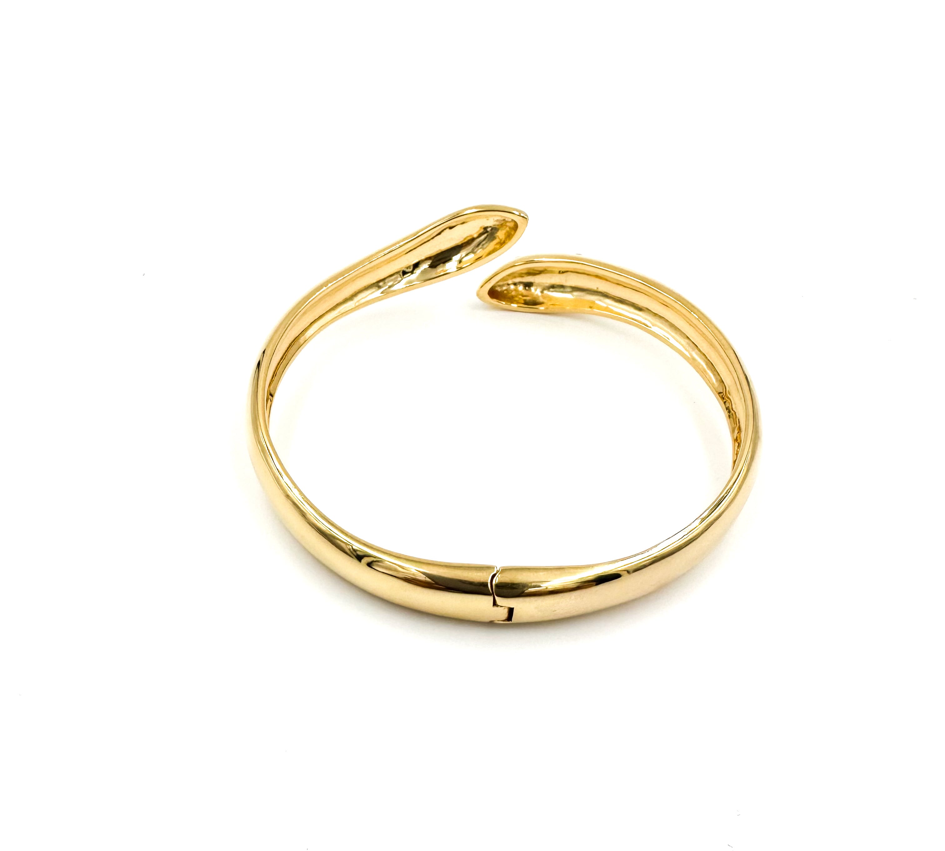 Claw Bangle with Sprinkled Diamonds Bangle MAE + LANG