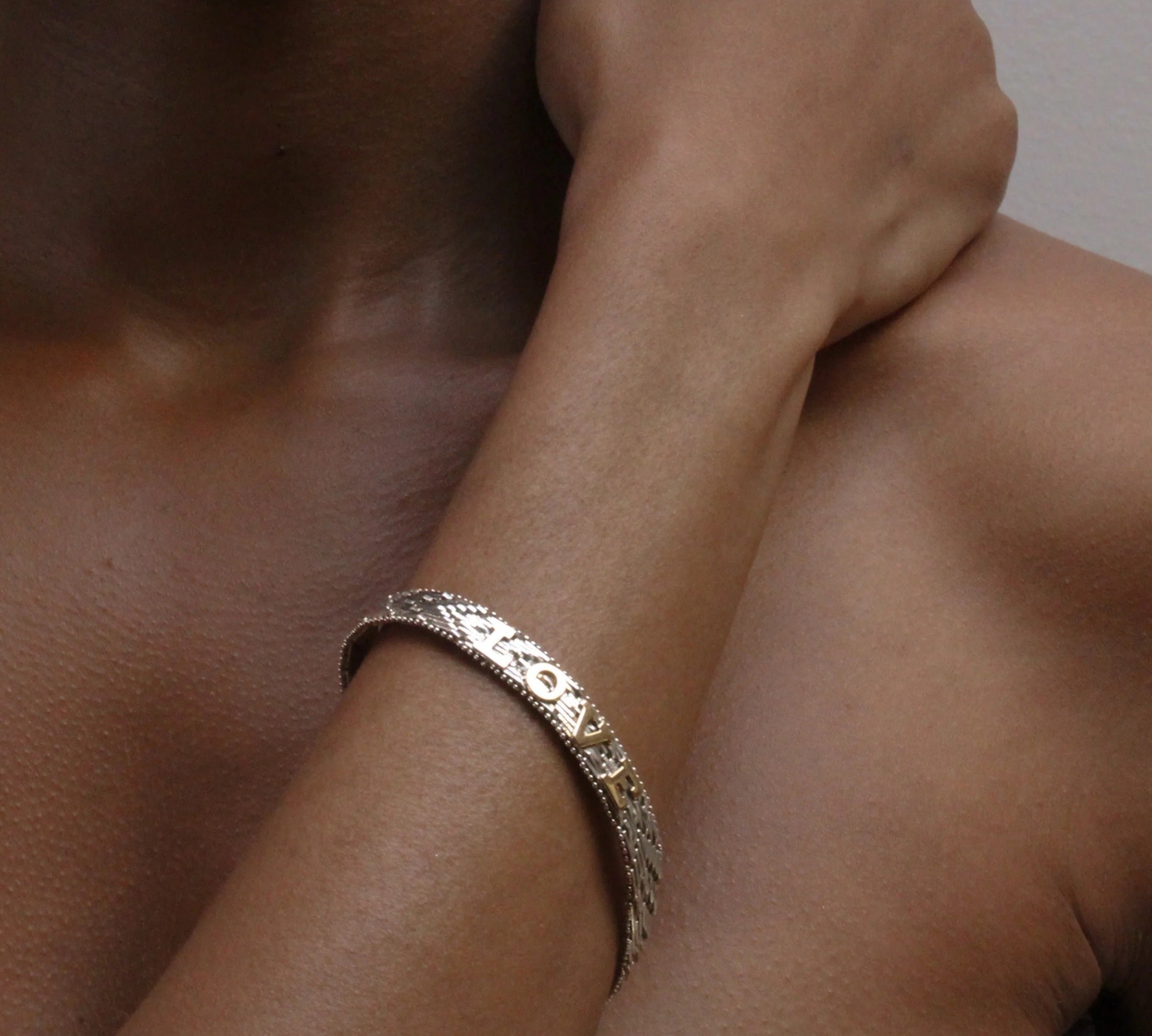 Vintage LOVE Bracelet Bracelet Le Depot Dore