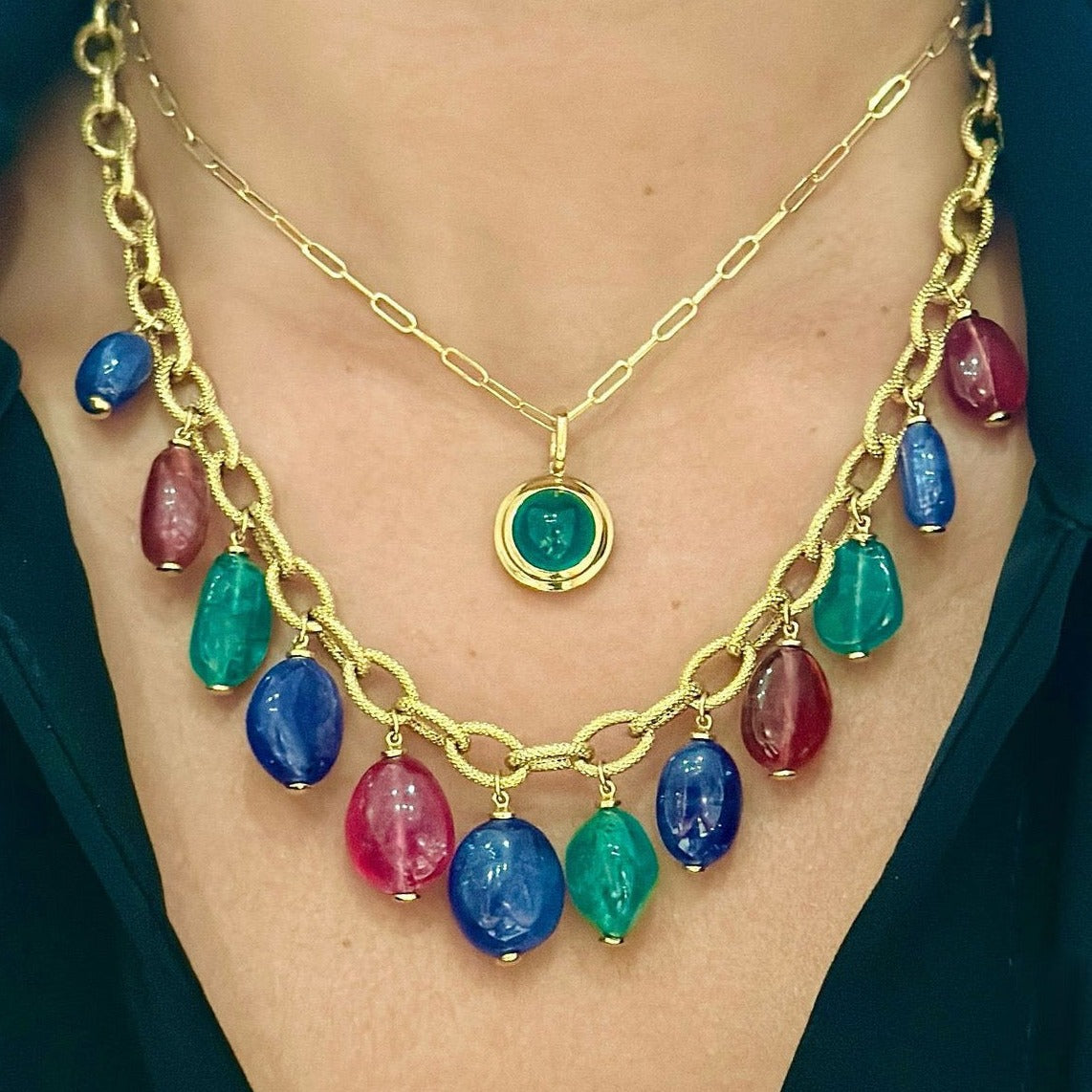 Bezel-Set Emerald Pendant Necklace Pendant Goshwara   