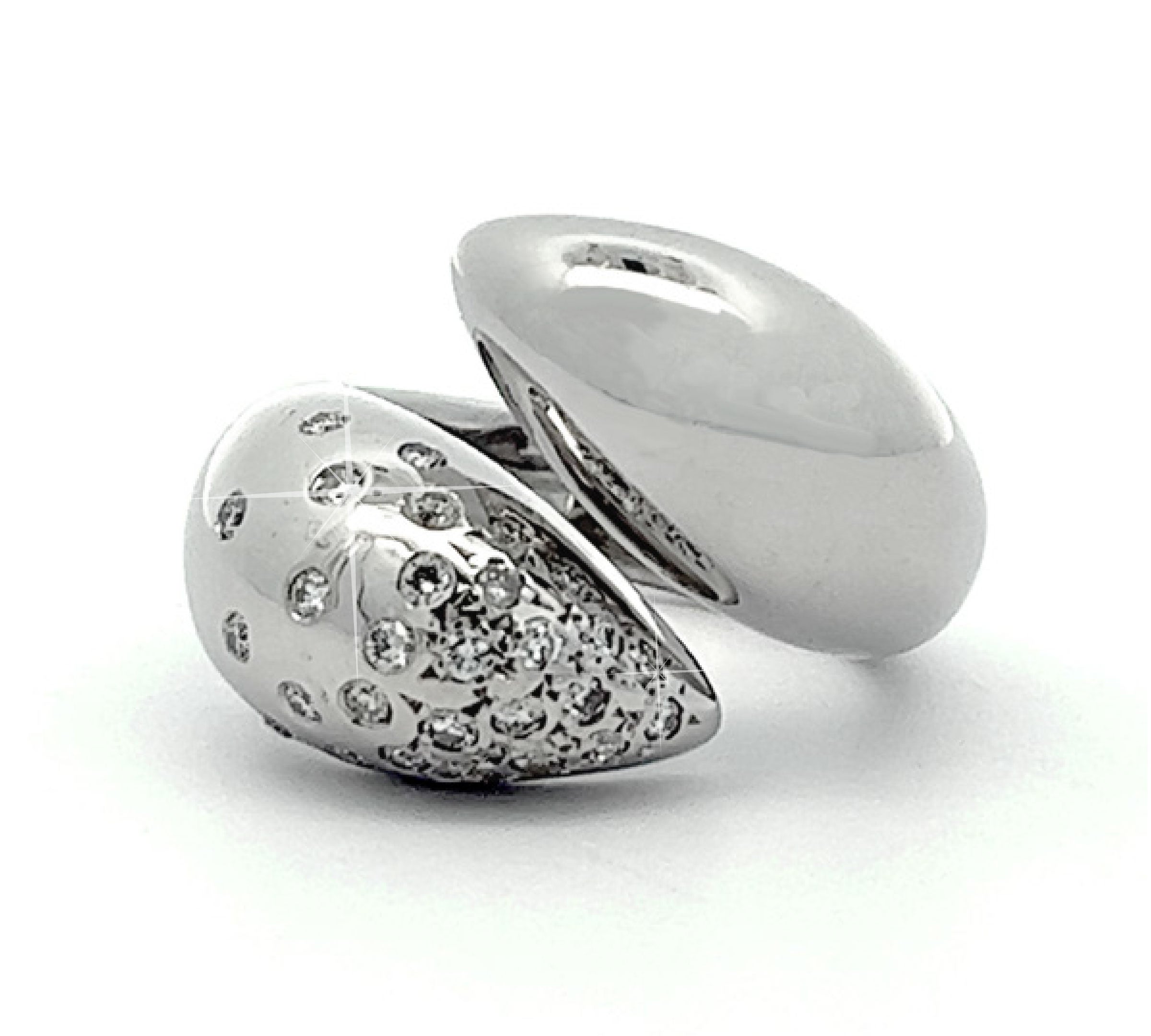 Claw Ring with Sprinkled Diamonds Statement Ring MAE + LANG White Gold 6