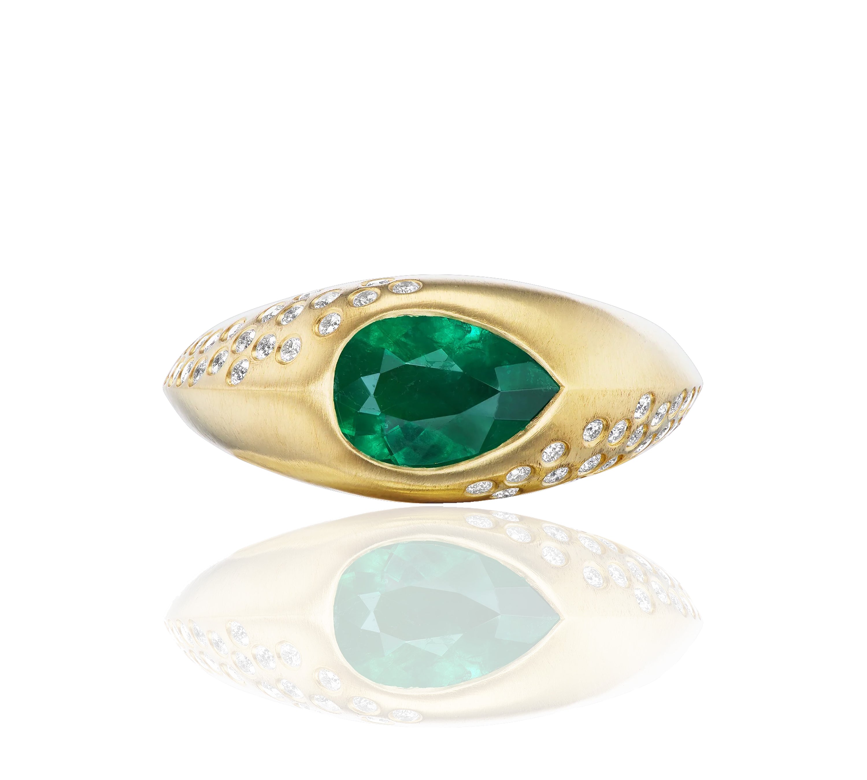 Emerald Pear Signet Ring Signet Ophelia Eve 5  