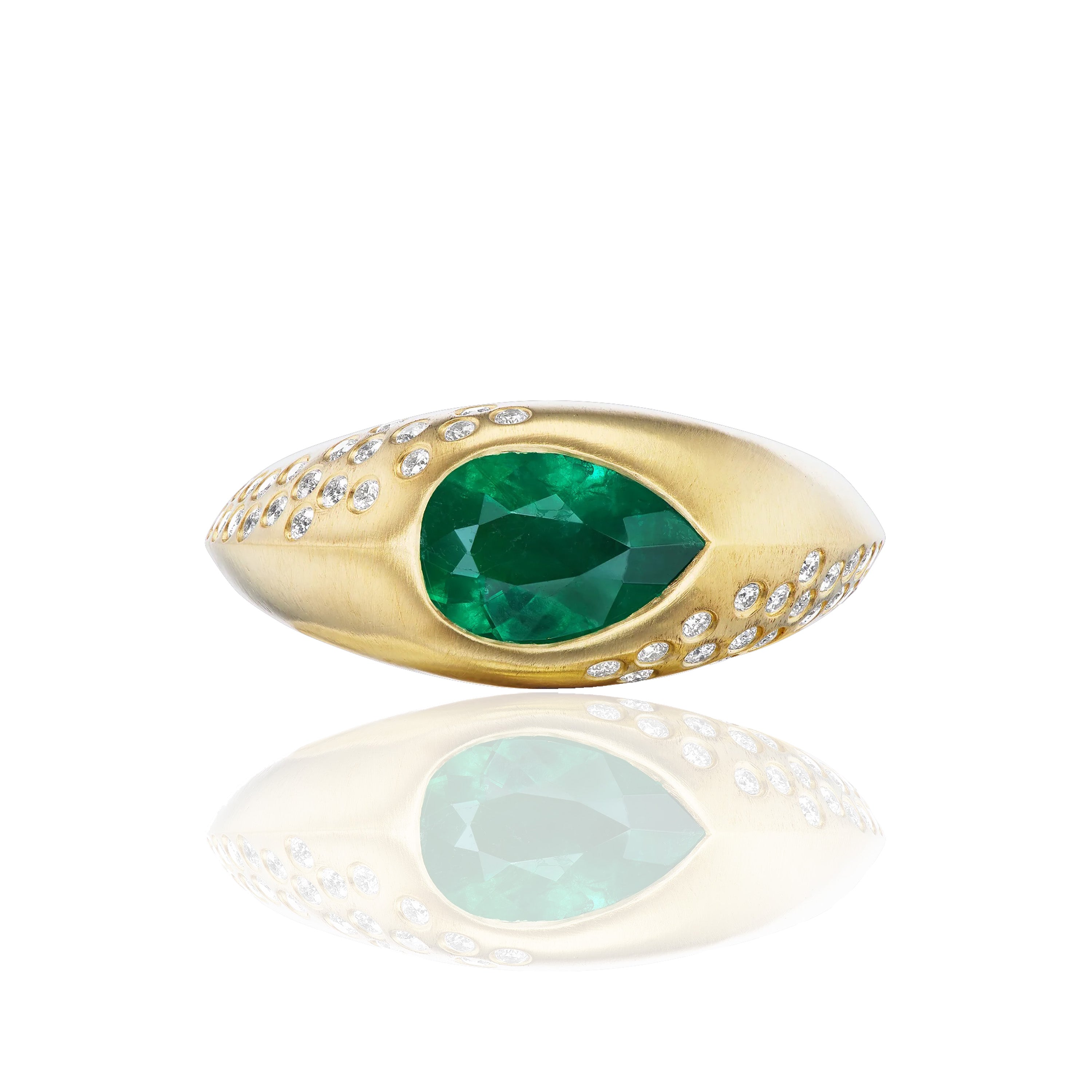 Emerald Pear Signet Ring Signet Ophelia Eve 5  