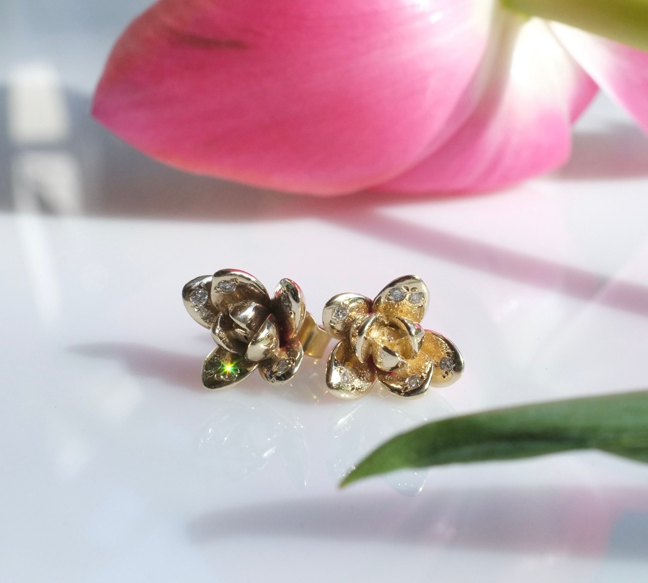 Blossom Earrings Stud Earrings Elisabeth Bell Jewelry Diamonds Yellow Gold 